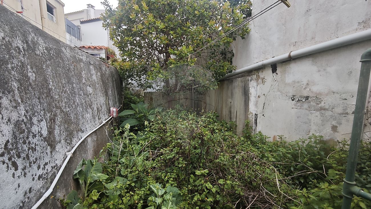 Moradia T2  com Jardim e Excelente Localização